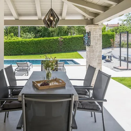 Awesome In Sveti Lovrec Pazenati * Sveti Lovreč Pazenatički