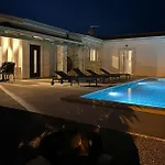 Pet Friendly In Sveti Lovrec Pazenati *