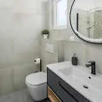 Pet Friendly In Sveti Lovrec Pazenati Ferienhaus *