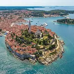 Pet Friendly In Sveti Lovrec Pazenati