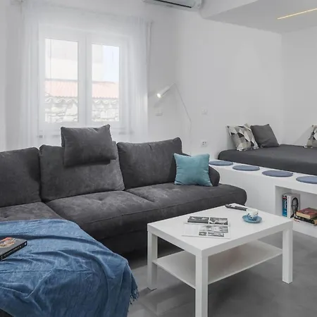 2 Bedroom In Sveti Lovrec Pazenati * Sveti Lovrec Pazenaticki
